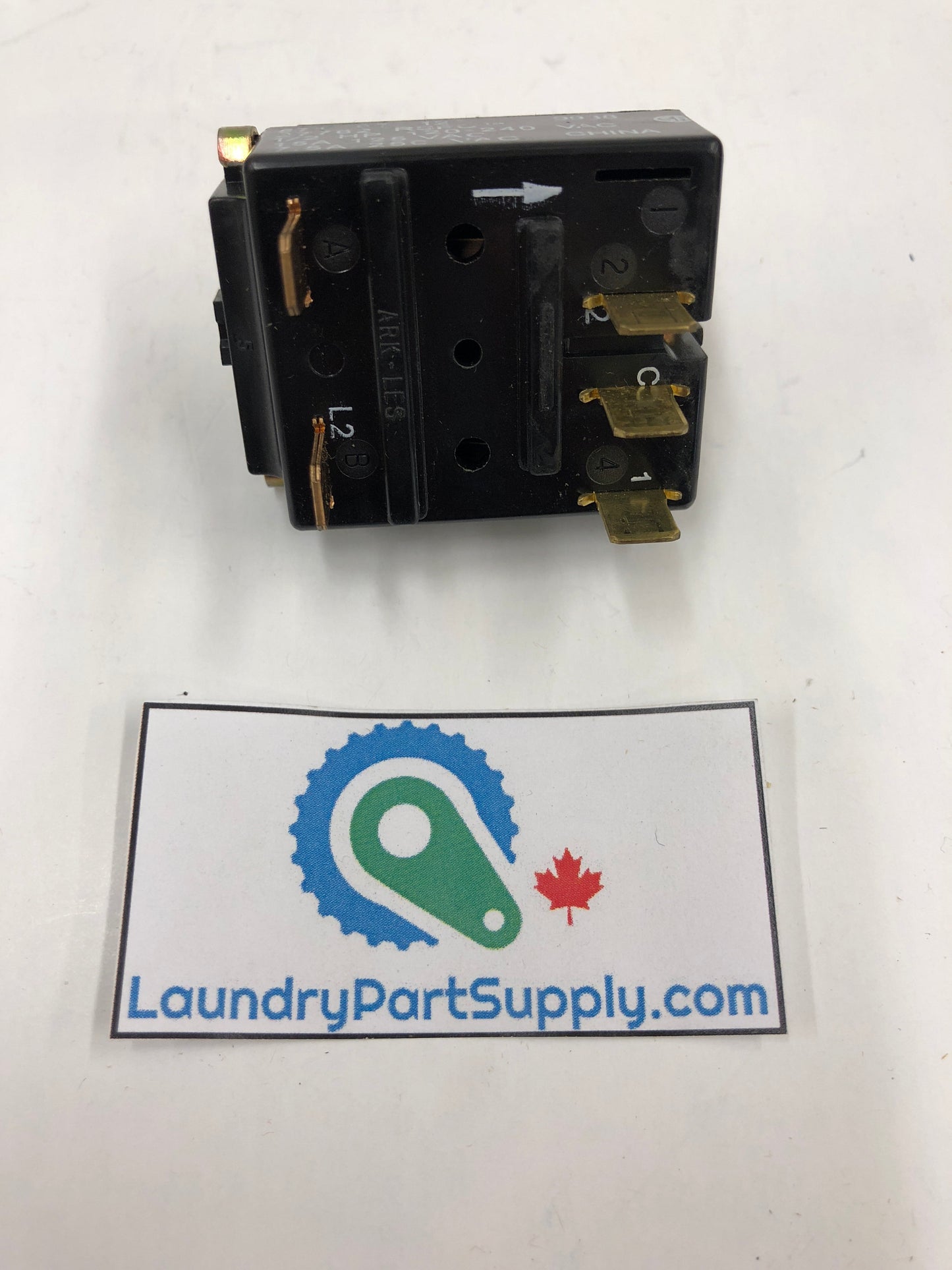 SELECTOR SWITCH, MOTOR 3-POSITION