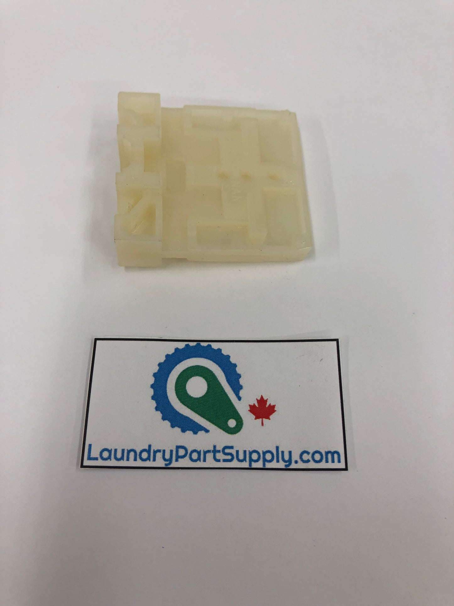 TERMINAL BLOCK END PIECE 208/240V 1&3P